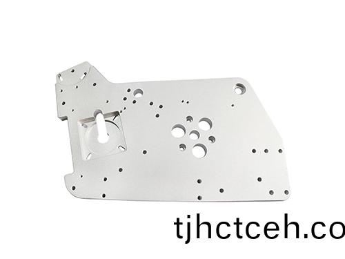 一起(qi)去(qu)看一(yi)下(xia)精(jing)密機(jī)(ji)械(xie)加(jia)工(gong)處理(li)中(zhong)需要註(zhu)意(yi)的(de)問(wen)題