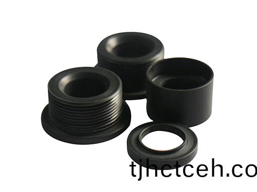 車牀加工時(shí)需要(yao)註意(yi)哪(na)些危險(xiǎn)(xian)事項(xiàng)